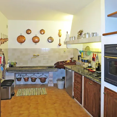 Casa Menia 100s *